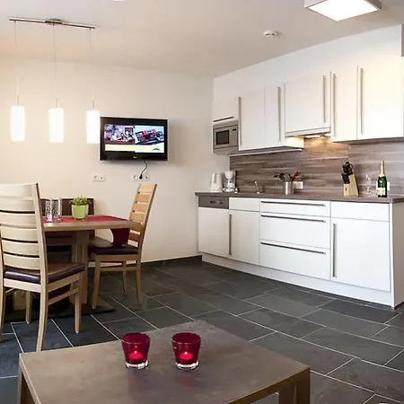 Apart Auriga Hotel *